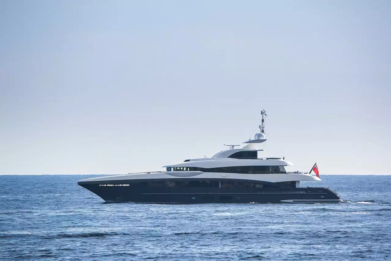 Sky yacht - 50,5 m - Heesen - proprietario Igor Kesaev