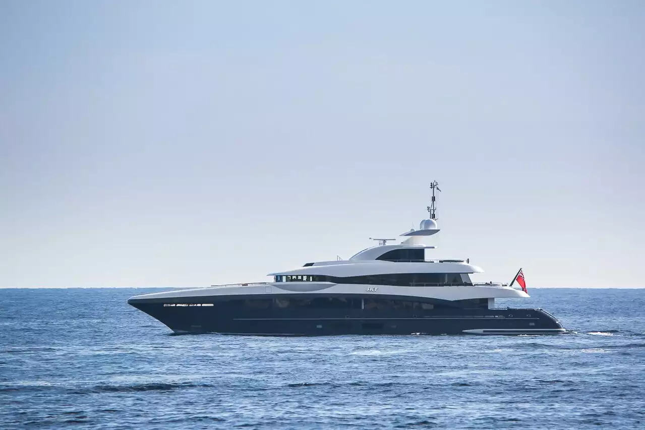 Sky iate - 50,5m - Heesen - proprietário Igor Kesaev