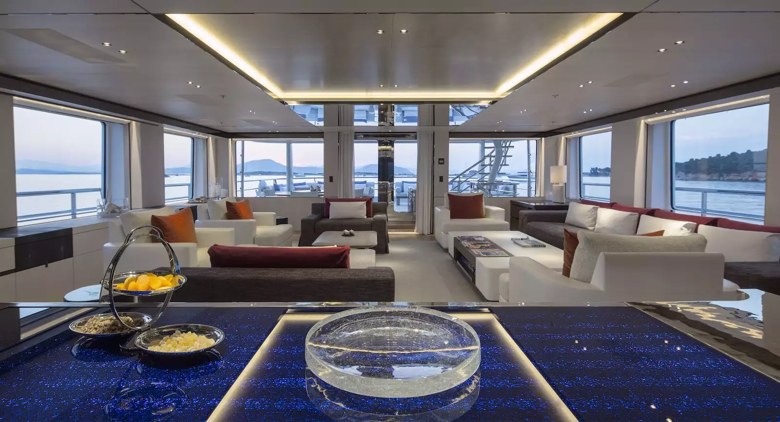 intérieur de yacht Synthesis
