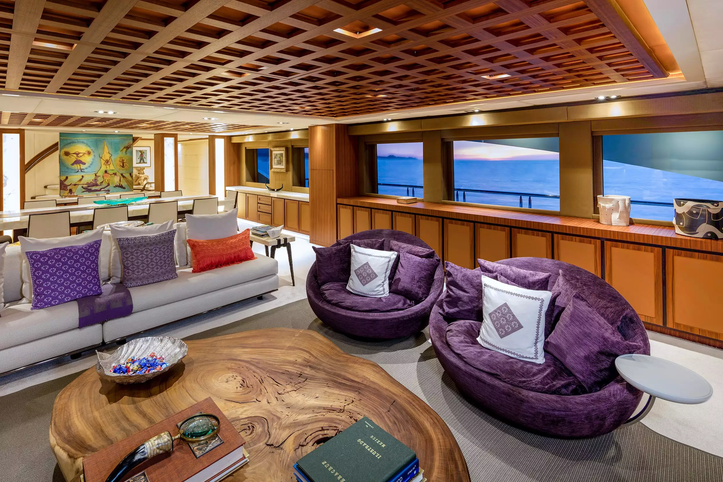 Intérieur du yacht Trinity Tsumat