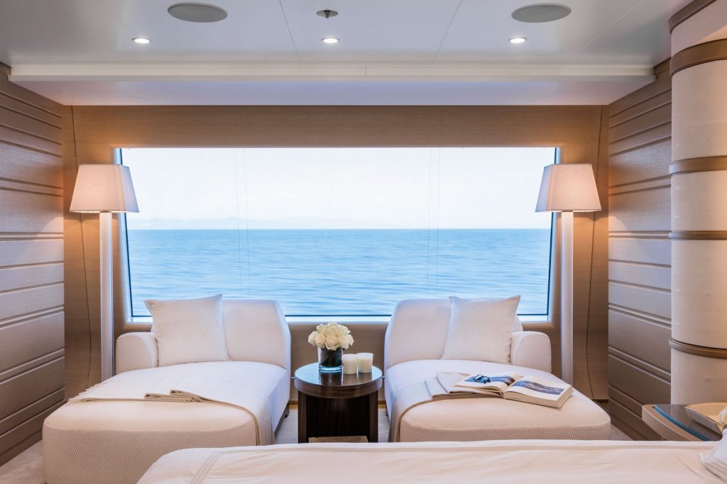 interno dell'yacht Nina Lu