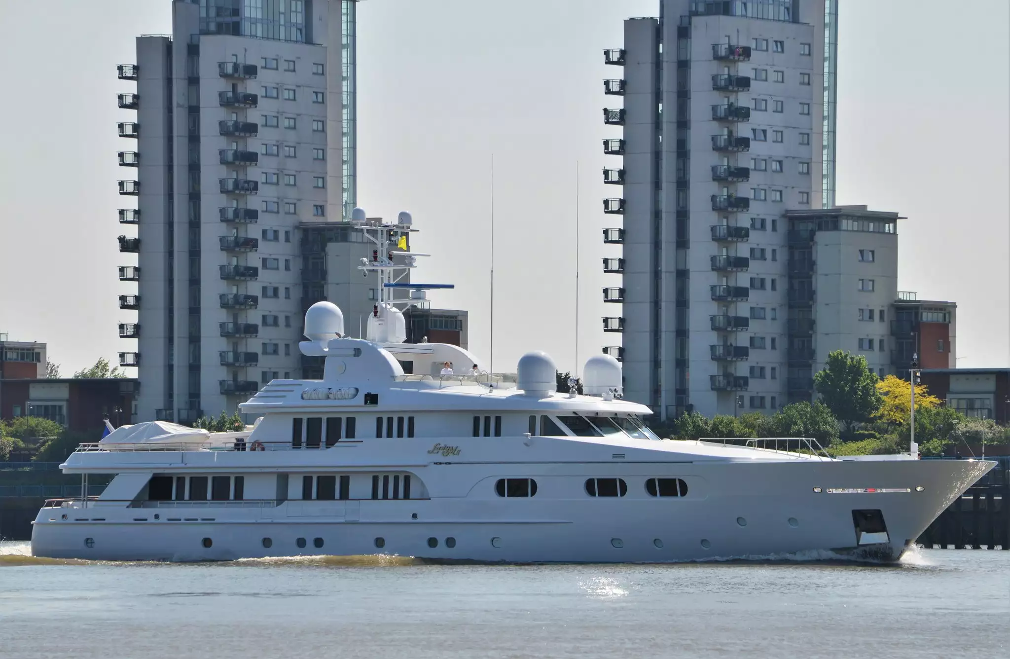 MY LADY Yacht  • My Lady • Hakvoort • 1994 • Owner Lord Ashcroft of Chichester