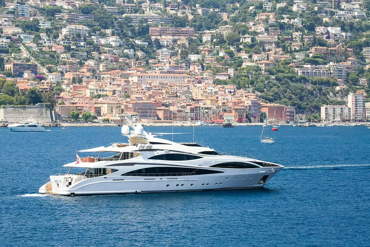 Afrika – 47m – Benetti – Toni Fingerroos