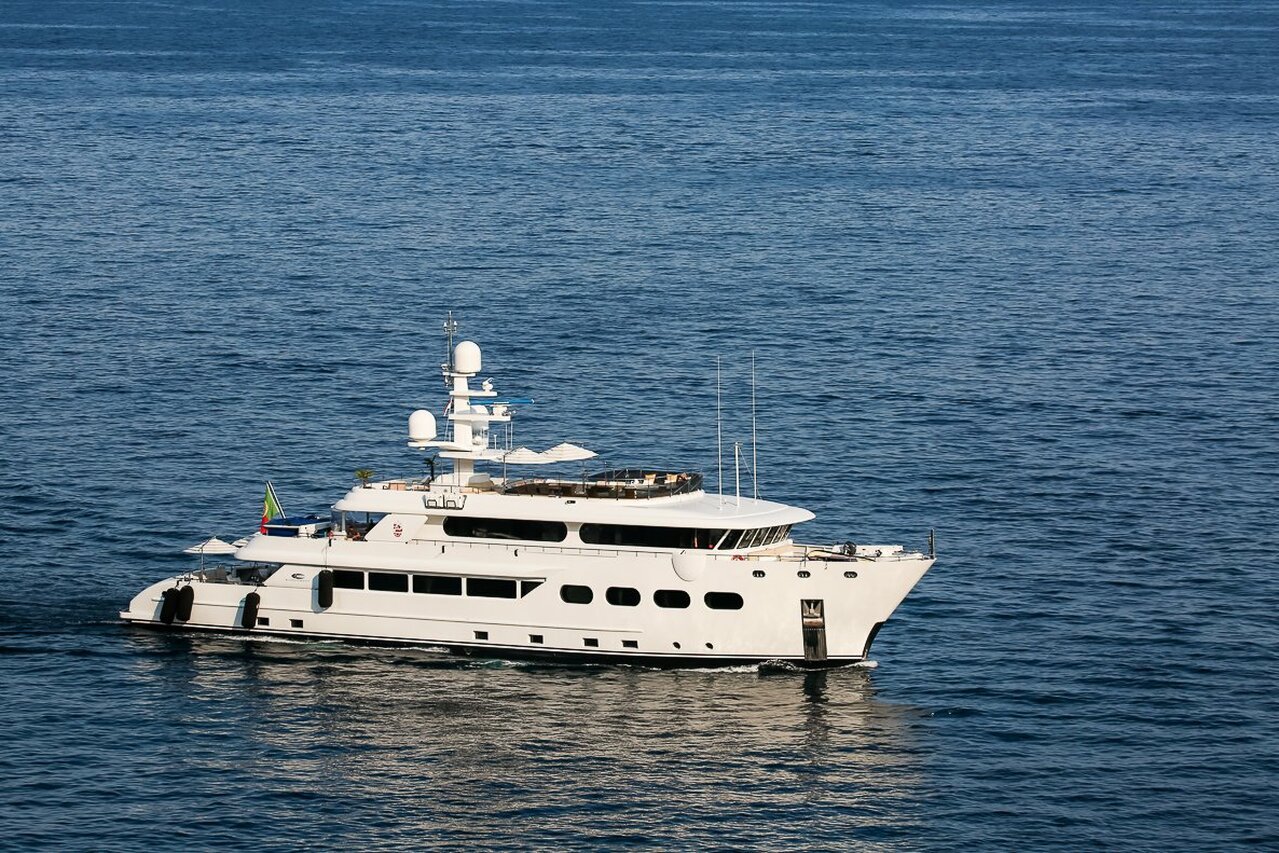 BARON TRENCK Yacht • Eurocraft CN • 2011 • المالك Radovan Vitek