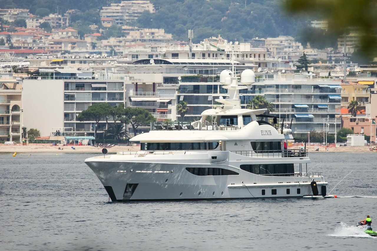 GIGAGI Yacht • (İksir) • Amels • 2016 • Sahibi Rob Thielen