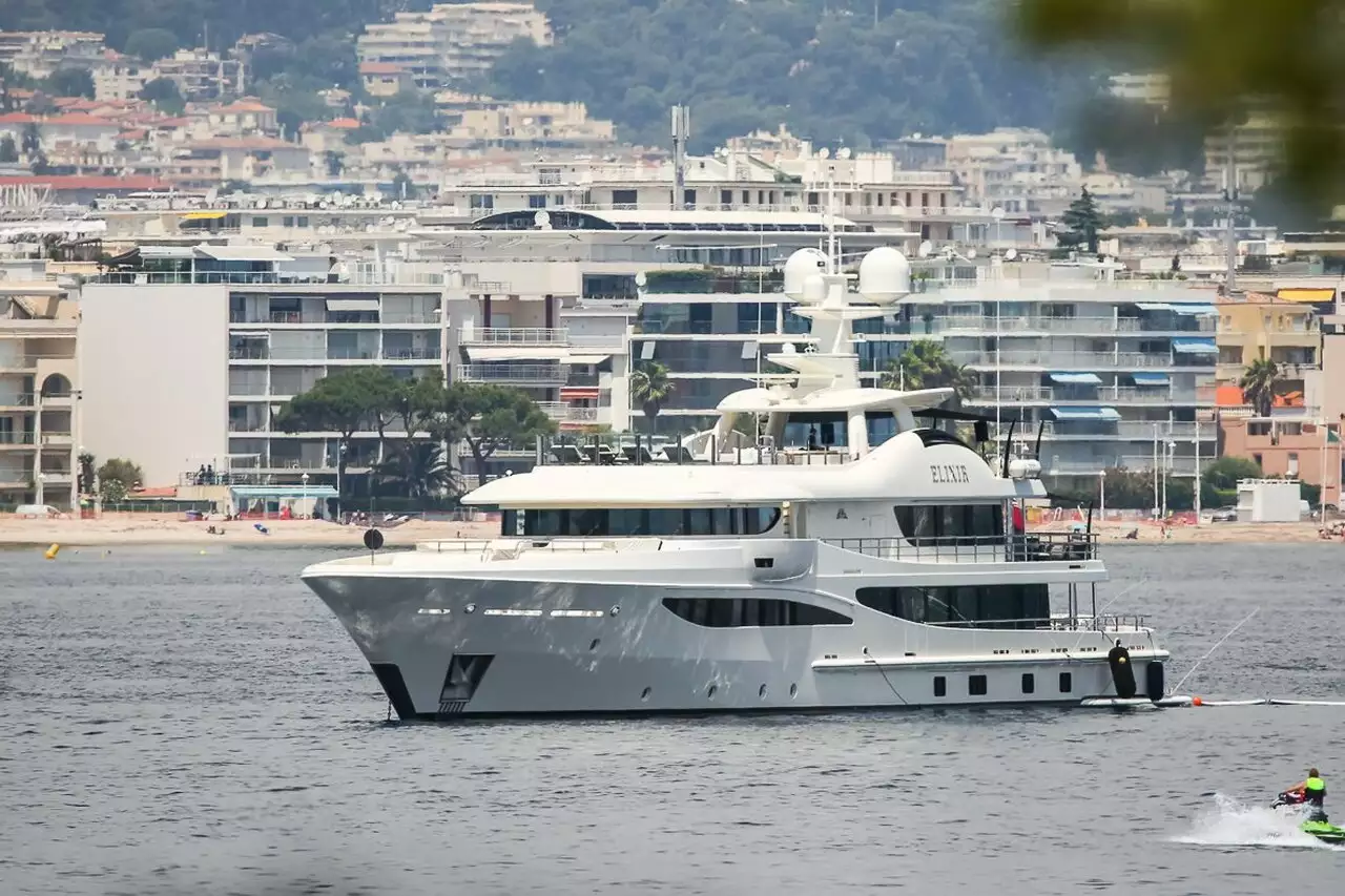 GIGAGI Yacht • (Elixir) • Amels • 2016 • Propriétaire Rob Thielen