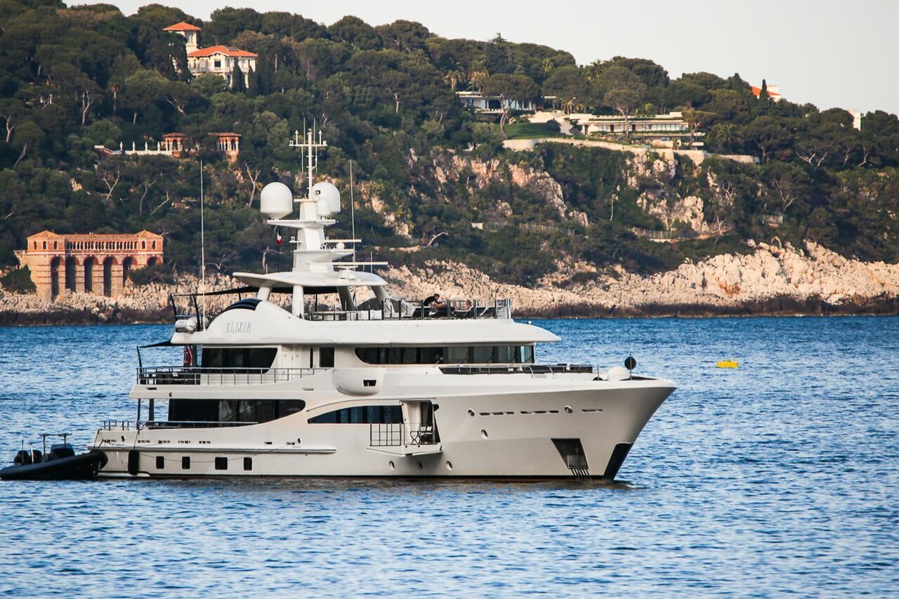 GIGAGI Yacht • (Elixir) • Amels • 2016 • Propriétaire Rob Thielen