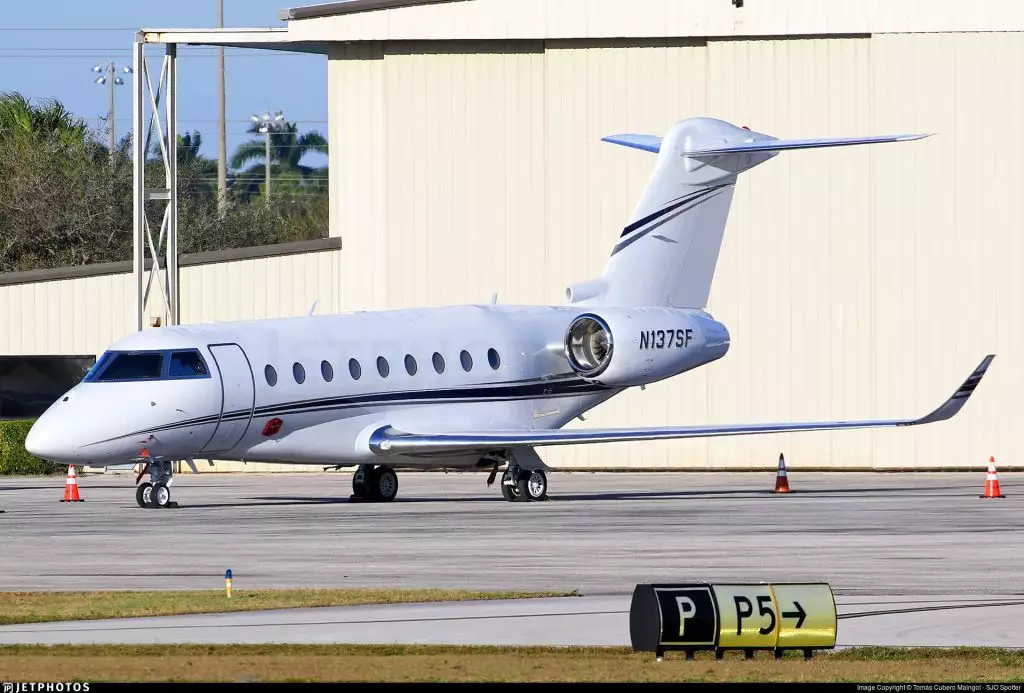 N137SF Gulfstream G280 Rob ve Richard Sands