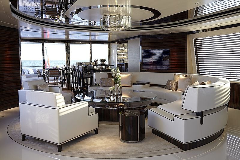RWD (Redman Whitely Dixon) yacht design intérieur