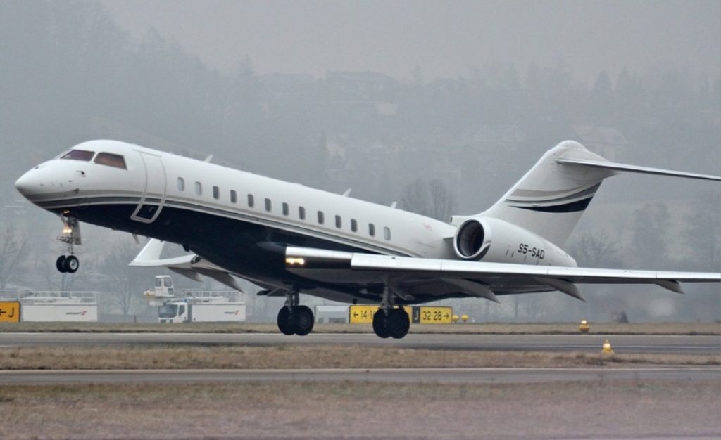 S5-SAD Bombardier Global 6000 Sergueï Adoniev