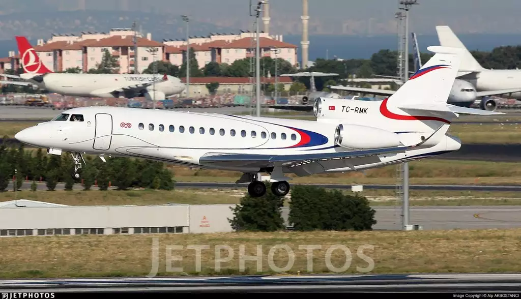 TC-RMK Dassault Falcon 8X Koç ailesi