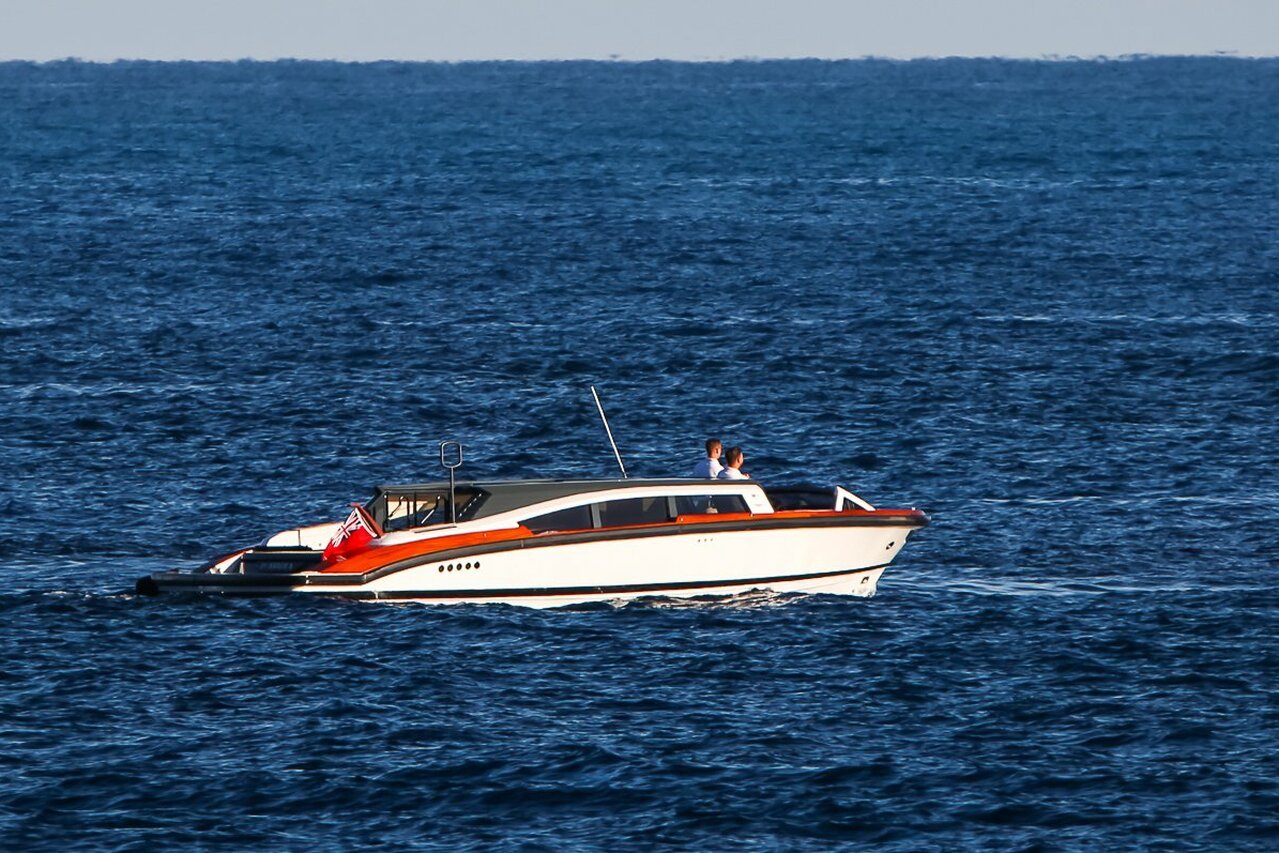 Tender To Amadea yacht (Limousine Tender) – 10,6m – Windy 