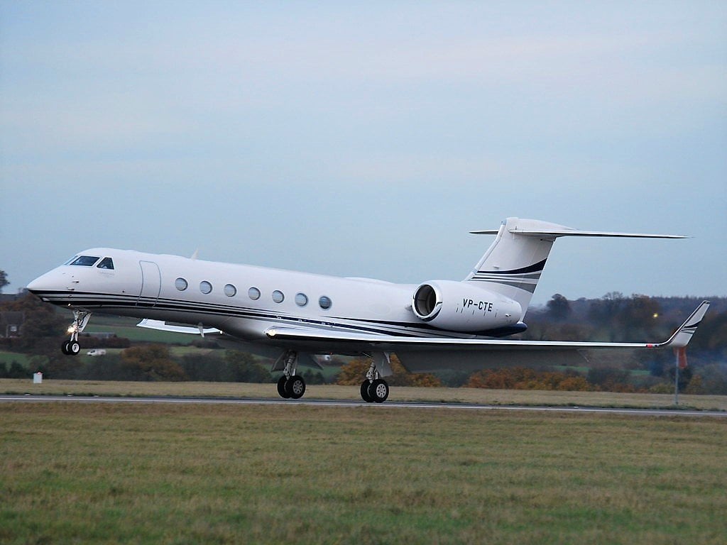 VP-CTE Gulfstream G550 Karen Lo