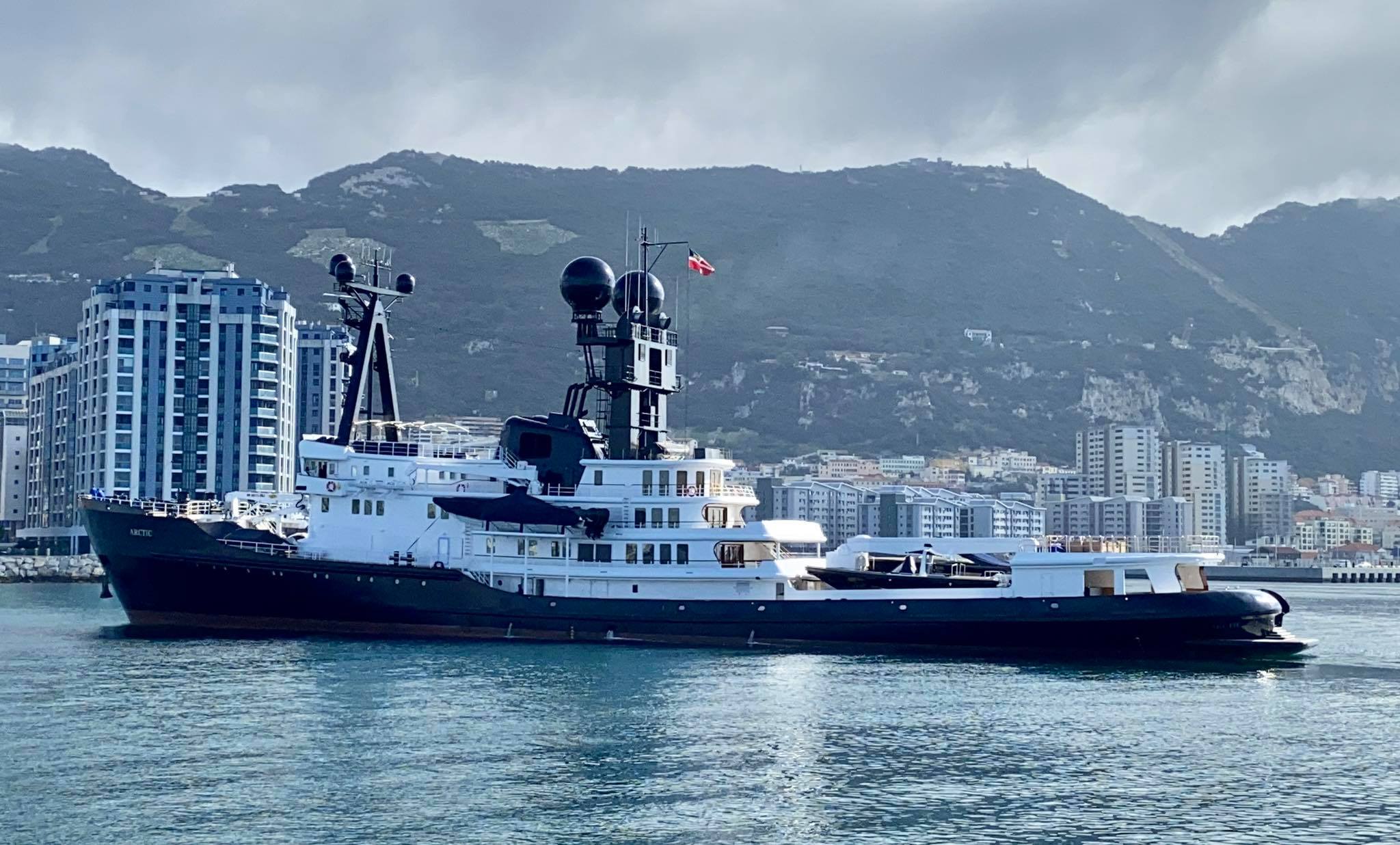 who owns arctic p yacht