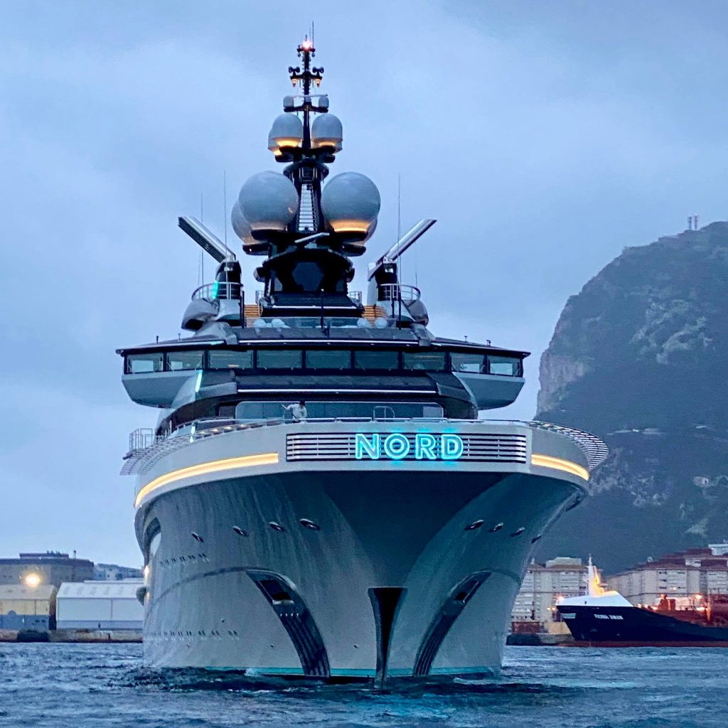 yacht nord helicopter