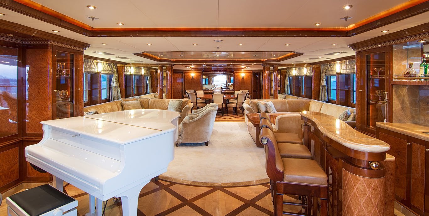 yate AE CAP D ANTIBES interior