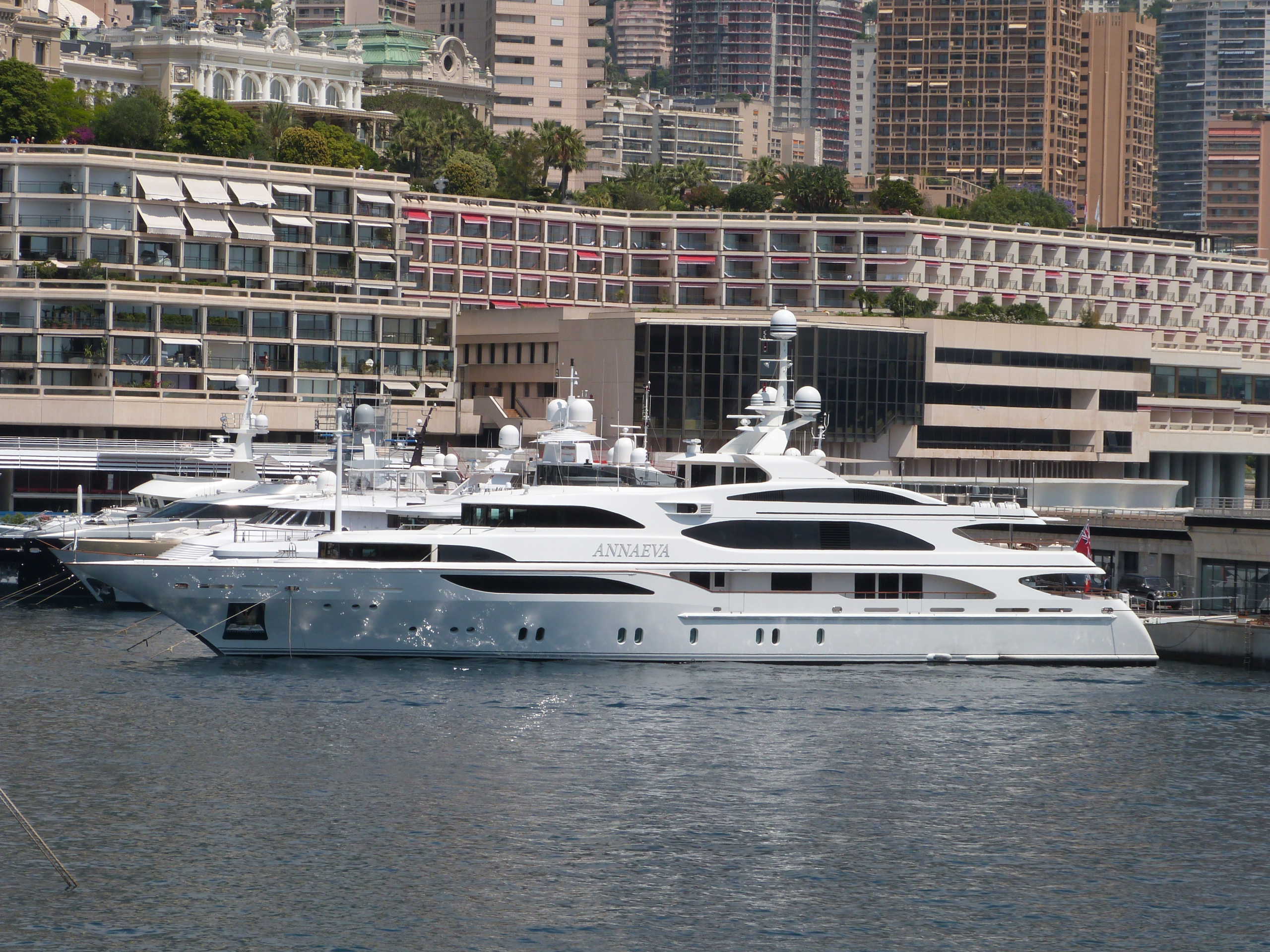 яхта AE Cap D'Antibes – Benetti – 2007 – Гарри Вафиас