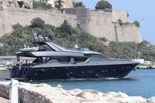 yacht ALPA – Posillipo Technema 90 – Re Alberto del Belgio