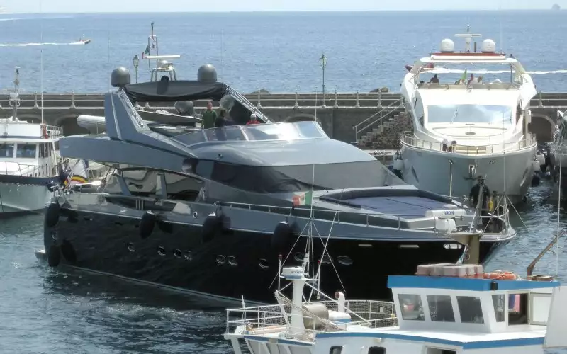 Yacht ALPA – Posillipo Technema 90 – König Albert von Belgien 