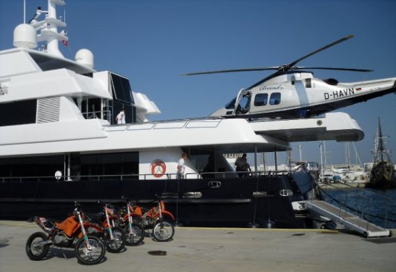Yacht AVANGARD II – 2008 – Cyril Minovalov