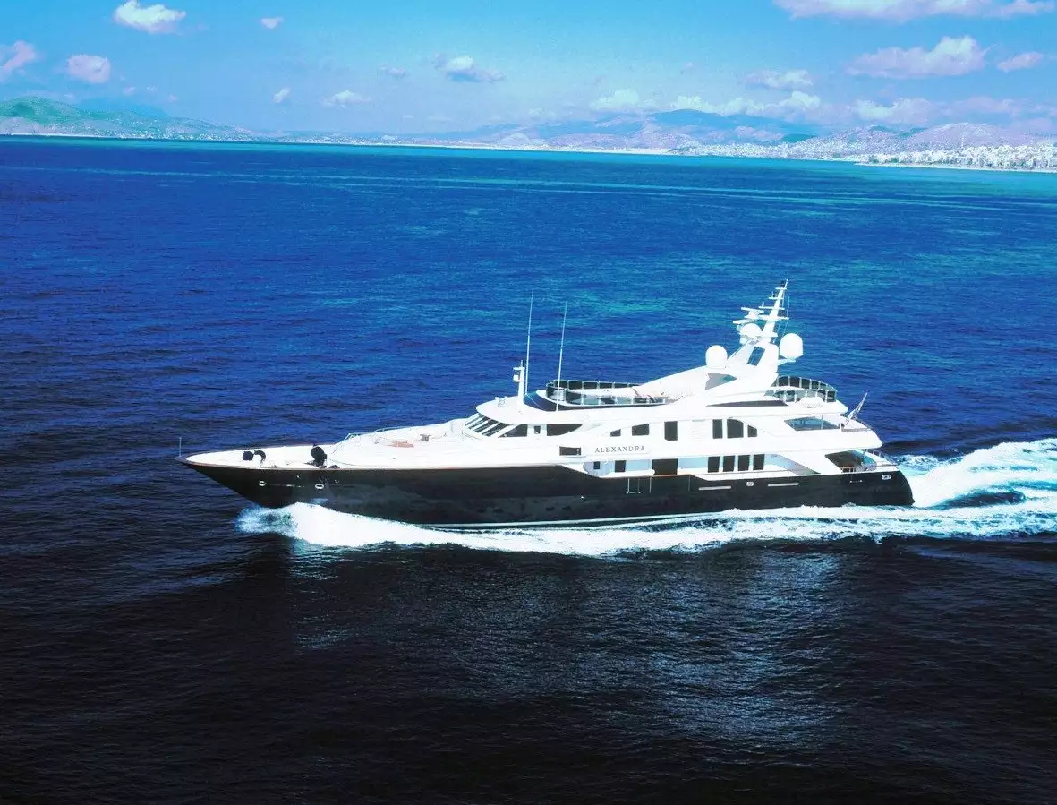 яхта Александра – Бенетти – 2002 г. – Халаф аль Хабтур
