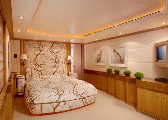 yacht Alexandra interior