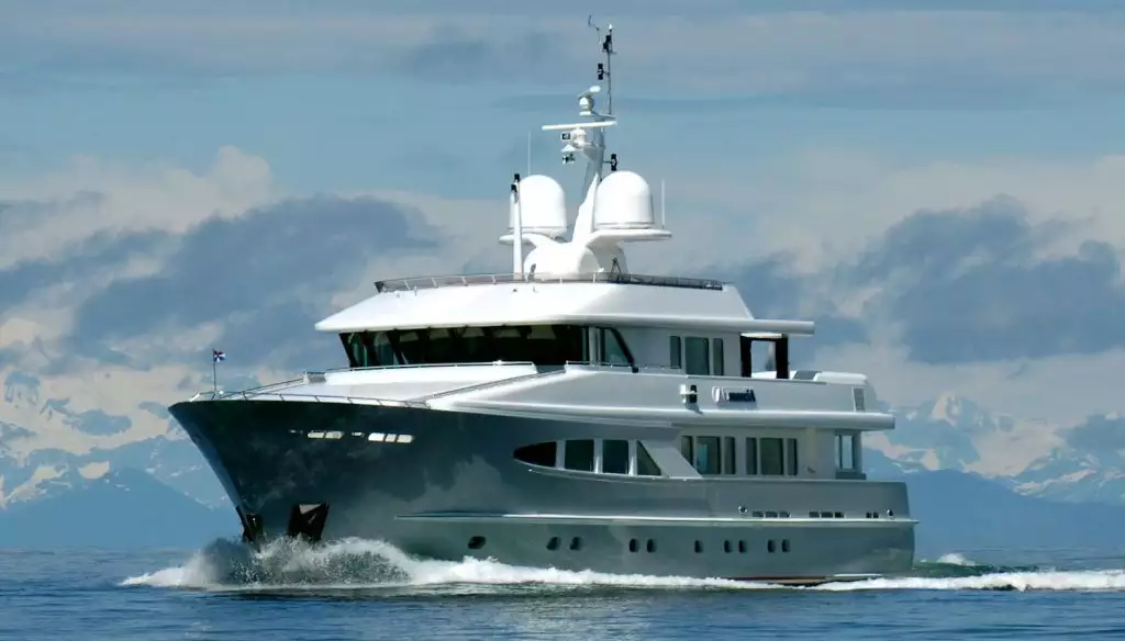 yacht Alumercia (Unexpected) – Heesen – 2001 – Marinus Boers