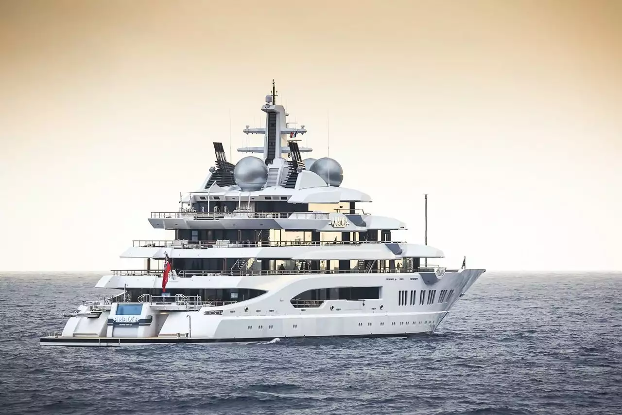 AMADEA Yacht • Lurssen • 2017 • Proprietario Suleiman Kerimov
