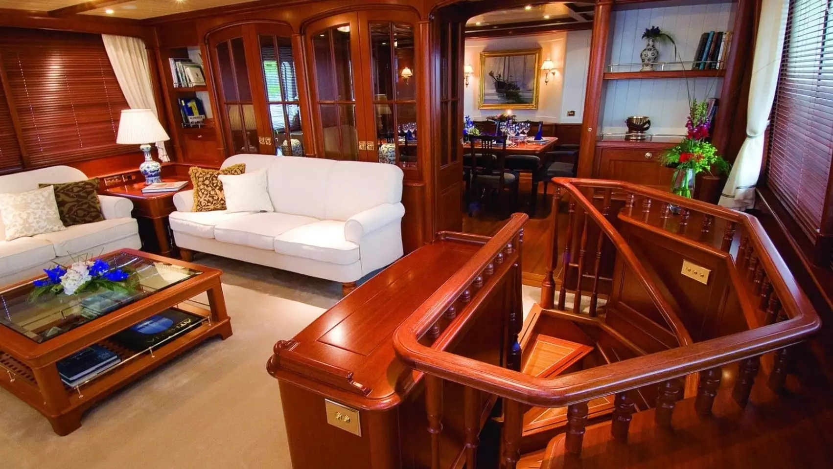 interior do iate Arcádia