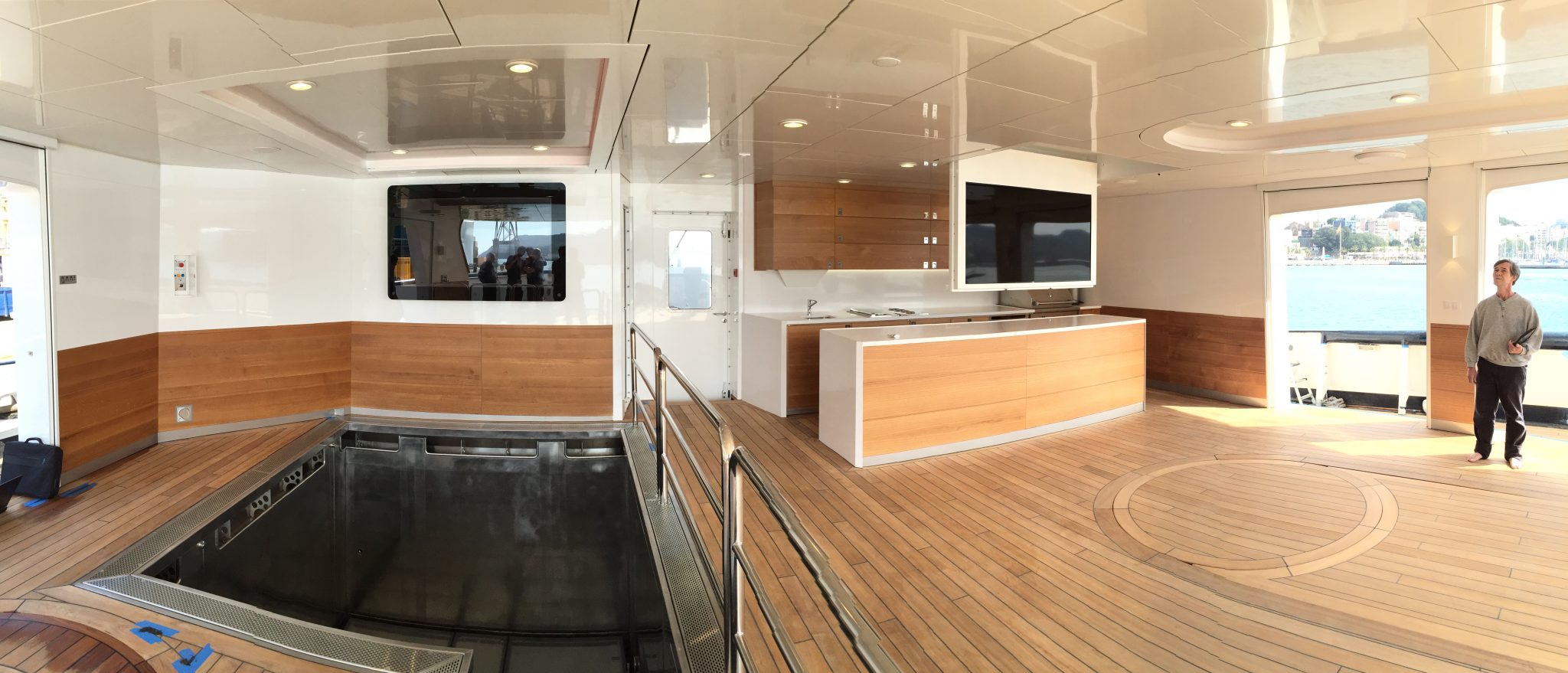 interno dell'yacht Arctic P