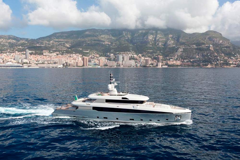 Yacht ASLEC 4 • Rossi Navi • 2012 • Propriétaire Cesare D'Amico