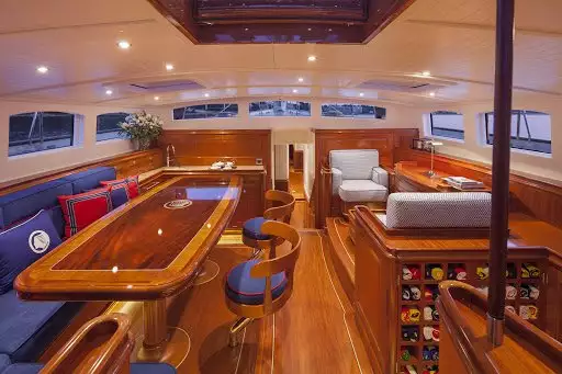 yacht Atalante interior 