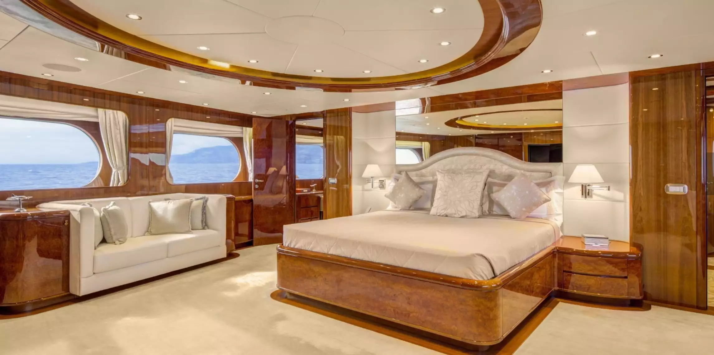 yacht Baron Trenck interior 