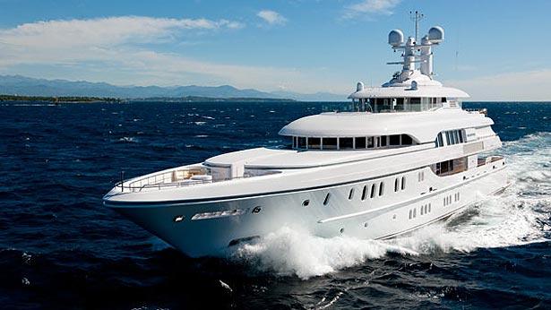 Yacht Bella Vita – Lurssen – 2010 – Dwight Schar