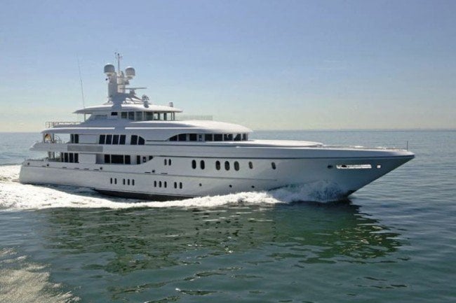 Yacht Bella Vita – Lurssen – 2010 – Dwight Schar