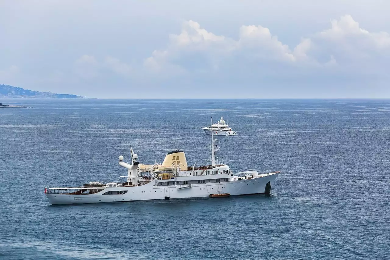 yacht Christina O – 99m – Canadian Vickers – Ivor Fitzpatrick