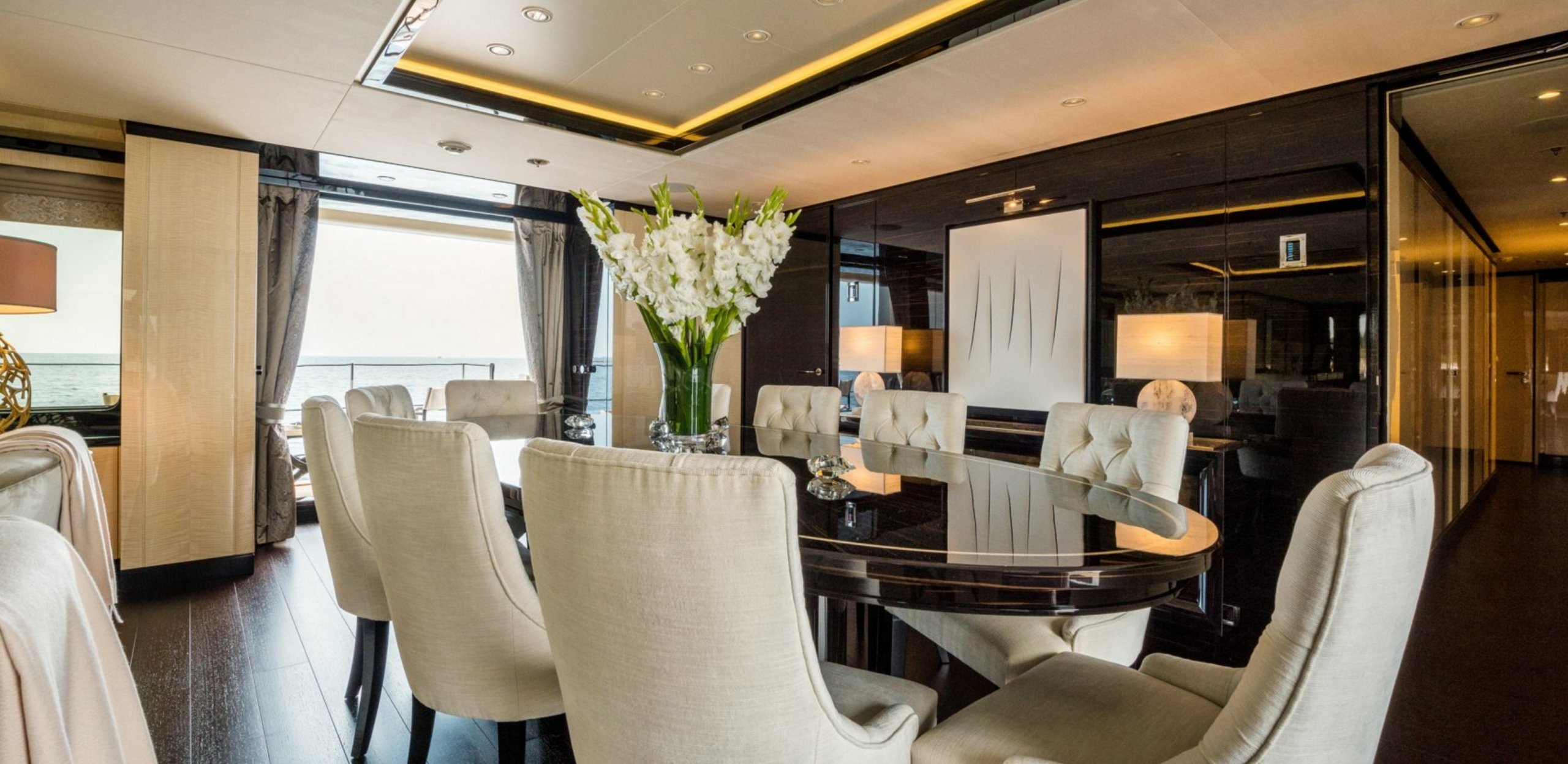 Interno dell'yacht GIGAGI di Amels