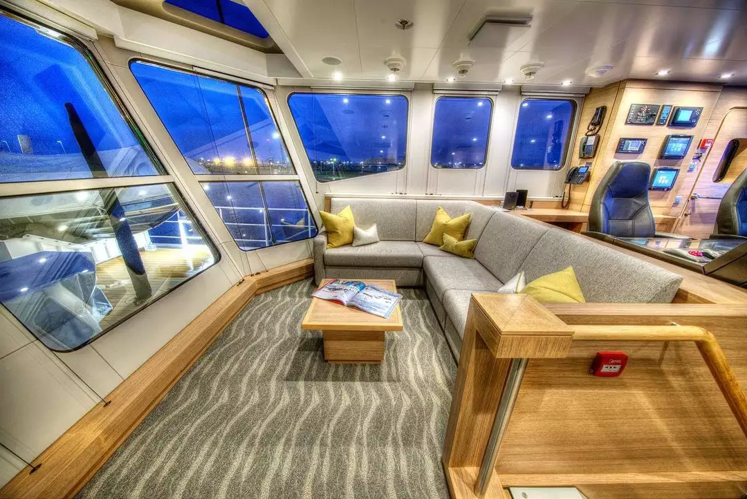 interno di Game Changer per yacht