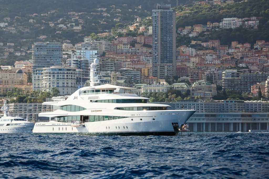 yacht Lady Christine – 68m – Feadship – Lord Irvine Laidlaw