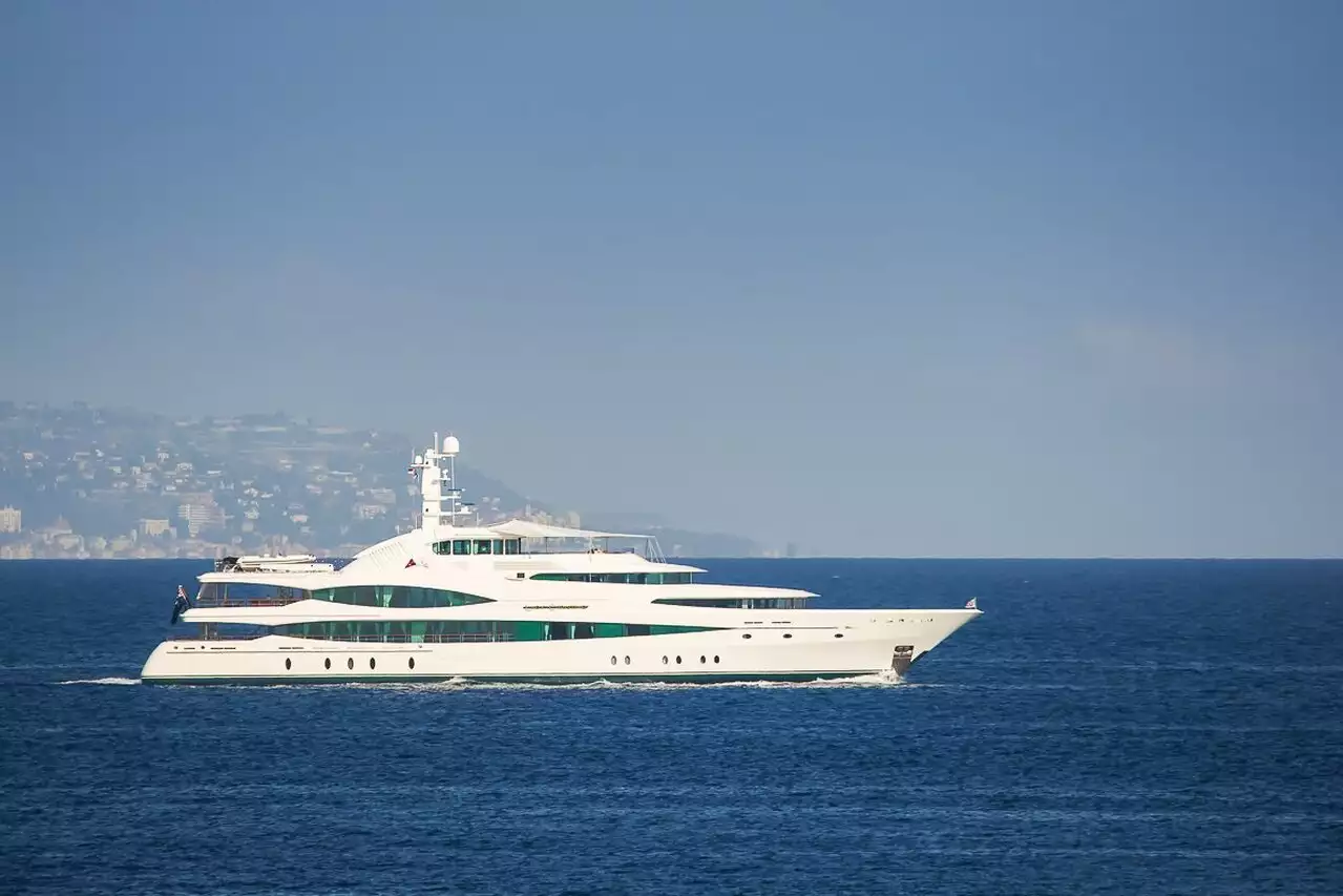 yate Lady Christine – 68m – Feadship – Lord Irvine Laidlaw 