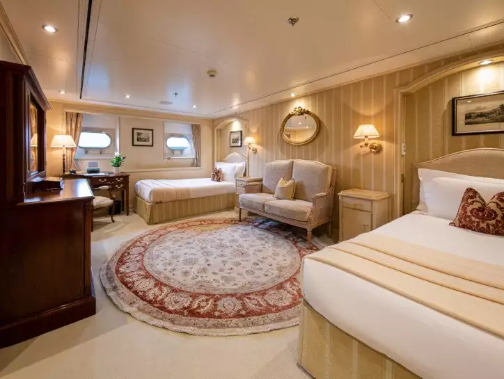 yacht Meserret III interior