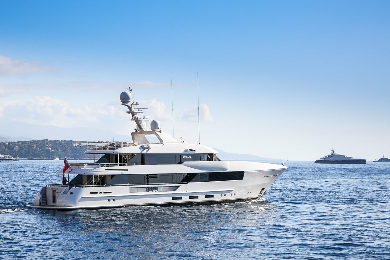 yat Felsefesi • 2015 • Feadship • Charles Ho Tsu-kwok için inşa edildi