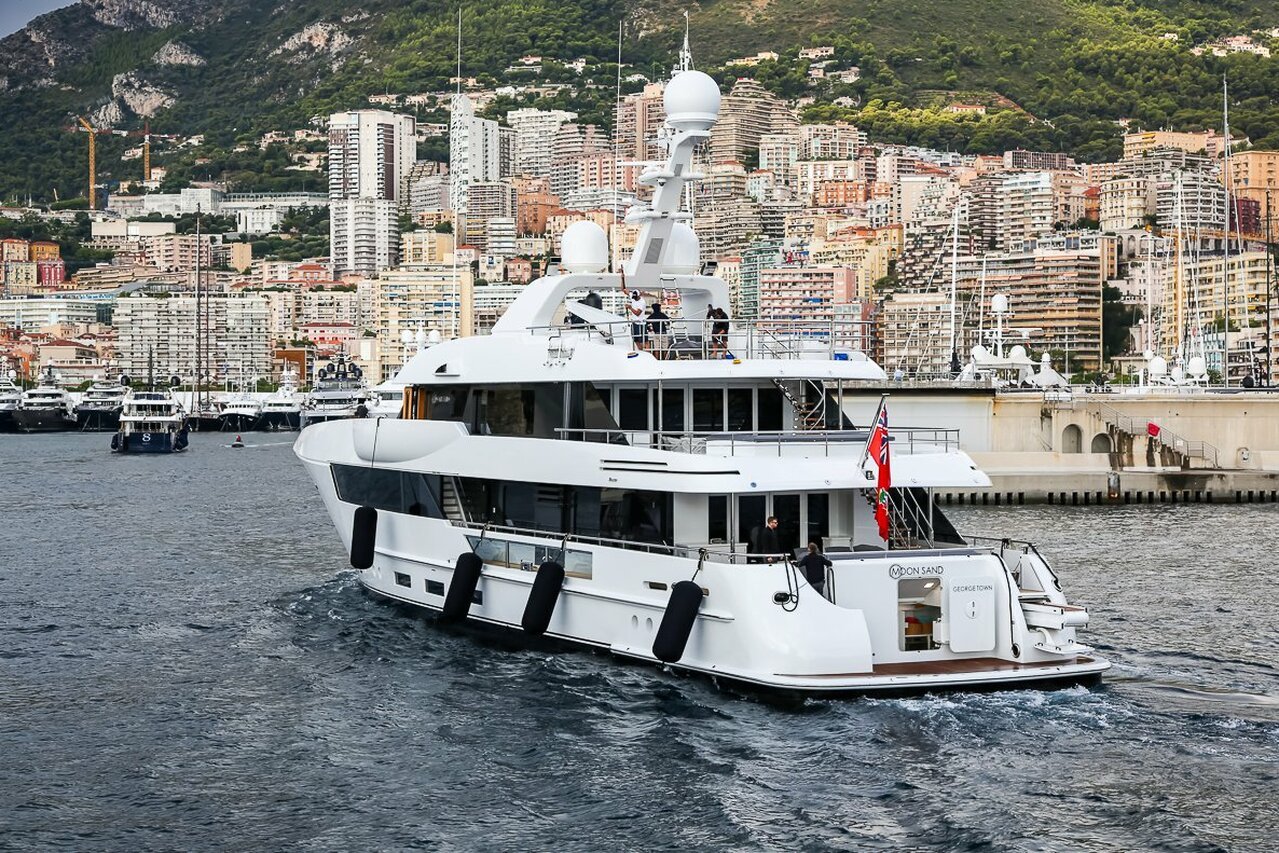 яхта Philosophy • 2015 • Feadship • построена для Чарльза Хо Цу-квока