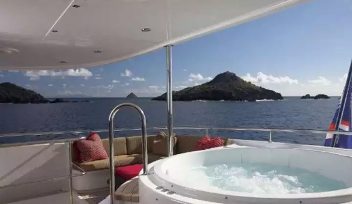 yacht Charlotte Ann intérieur