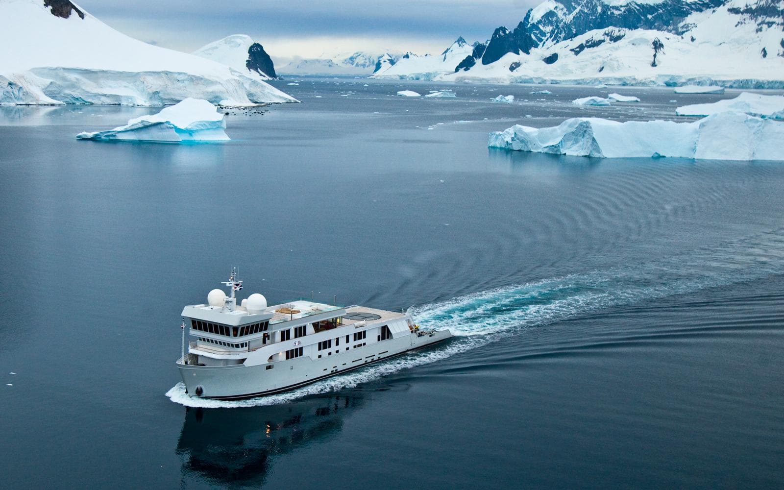yacht SURI – Halter Marine – 1978 – Richard Kayne 