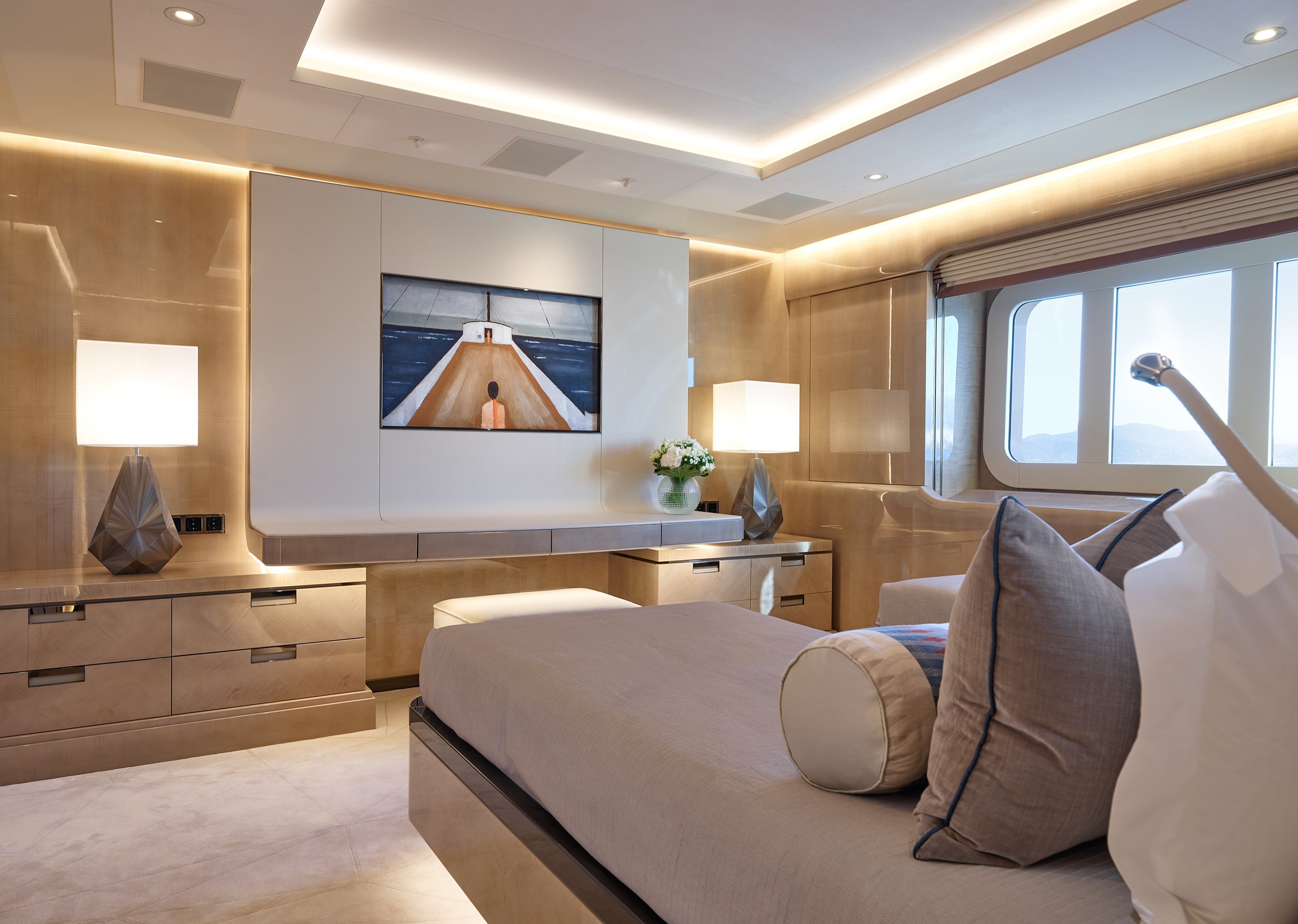 yacht Sixth Sense interior 