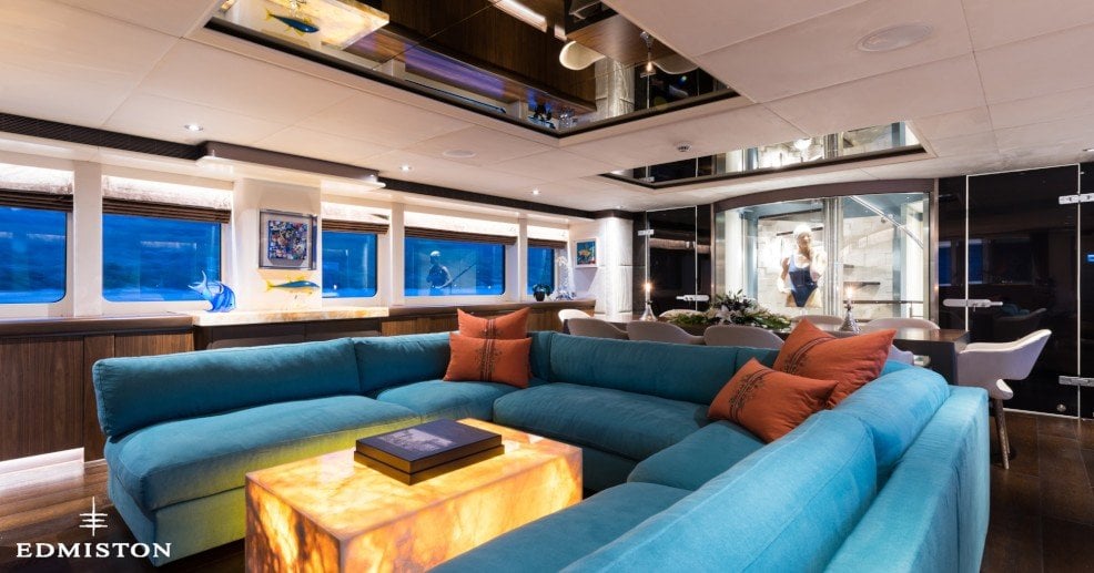 yacht Unexpected (Alumercia) interior 