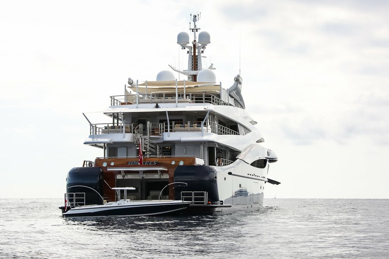 yacht Wheels - 76m - Oceanco - Ralf Schmid