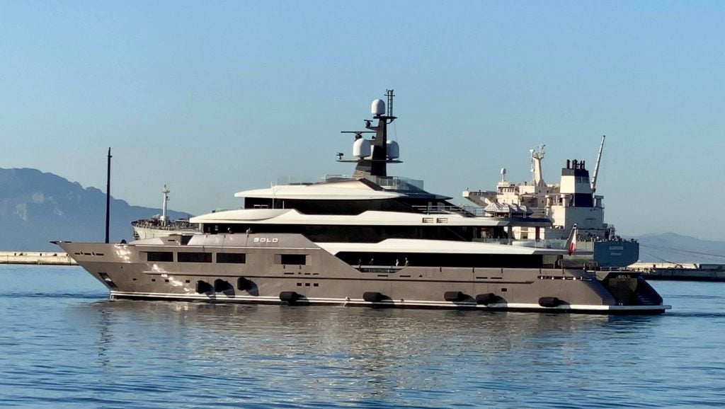 El yate Solo de Carlo De Benedetti en Gibraltar