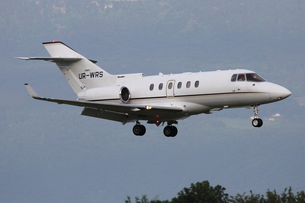 UR-WRS Hawker 850XP Игорь Коломойский